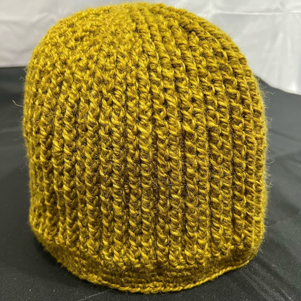 Handmade hat - Picture 3 of 3